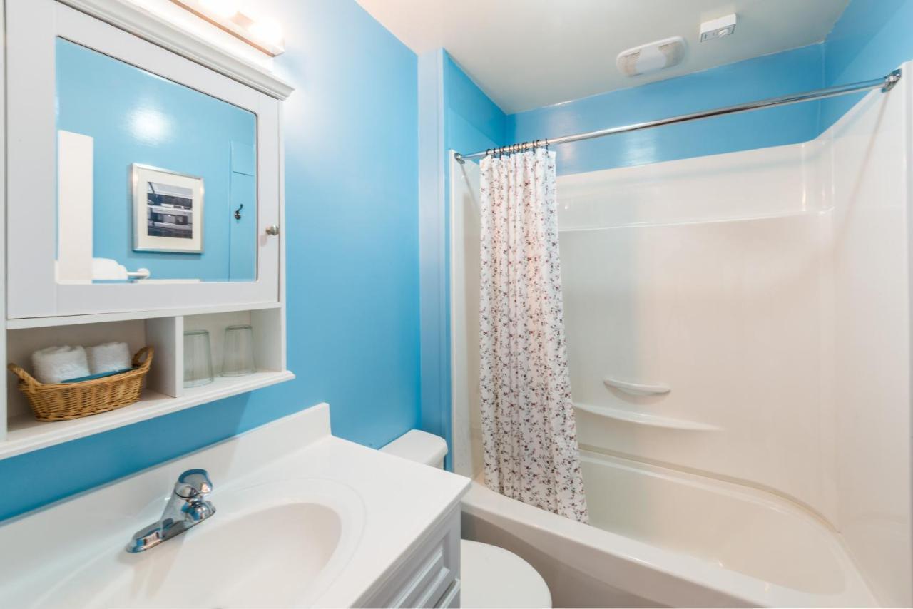 Ocean Island Garden Suites Victoria Exterior foto